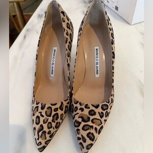 Manolo Blahnik Tan Leopard Print Heels